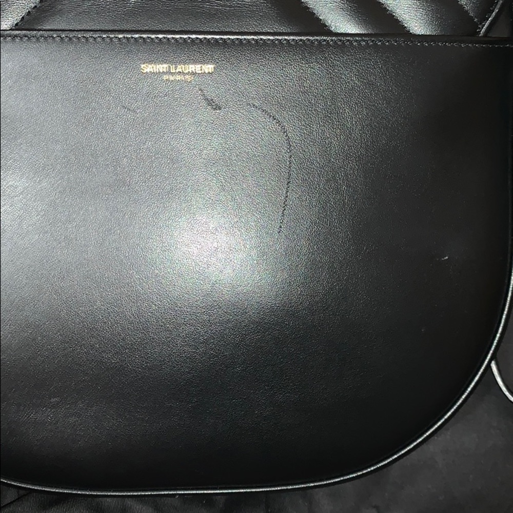 Host pick Saint Laurent Quilted Y Shoulder Bag - Picture 7 of 8